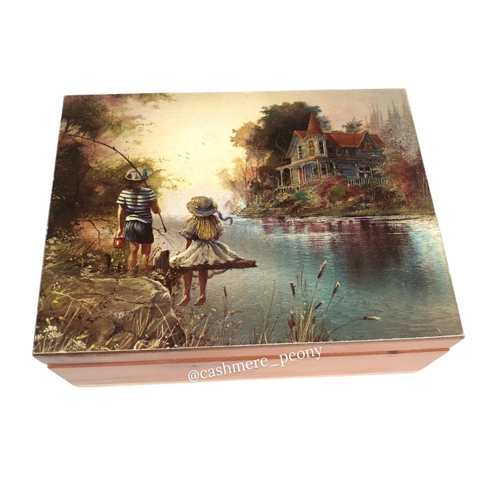 Wooden Up North Michigan Jewelry Music Box